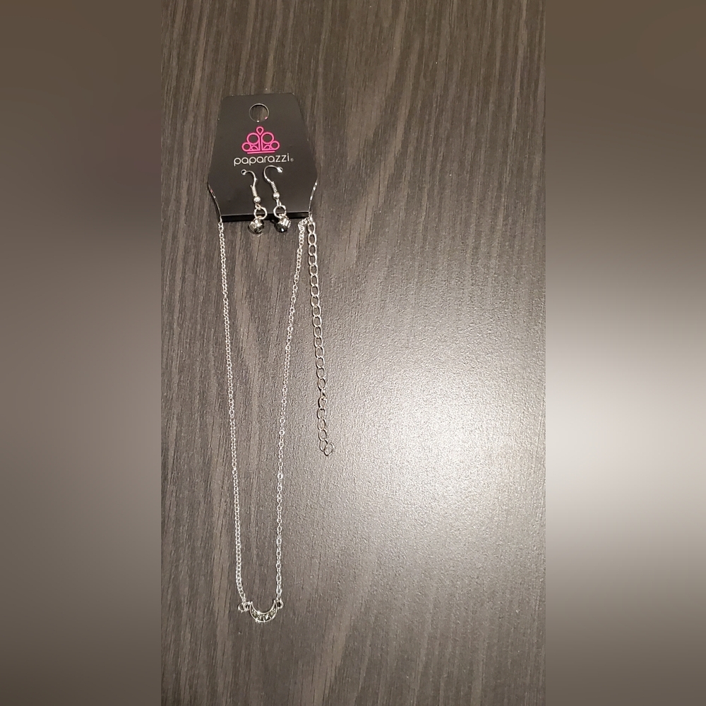 Paparazzi Promise The Moon Silver Choker and Earrings Set